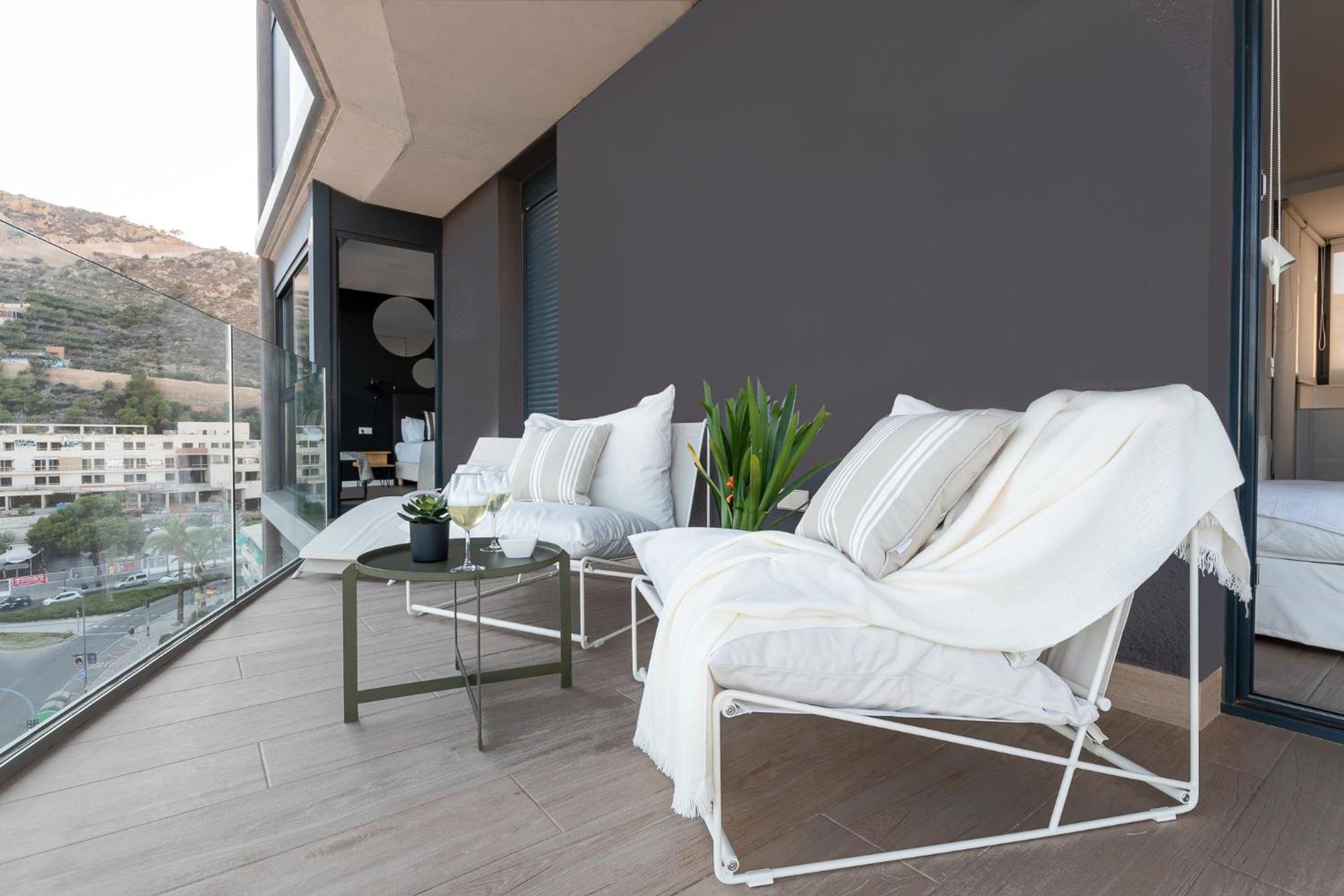 Modern Sea Front Sea Water Apartment Аликанте Екстериор снимка
